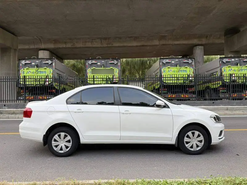 Jetta 2017 1.5L Automatic Fashion Model — 6
