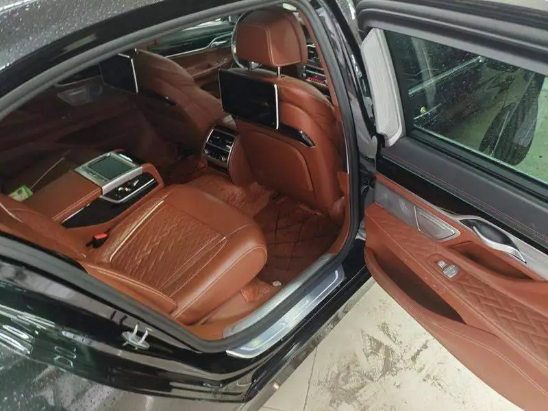 BMW 7 Series 2019 740Li xDrive Executive Luxury Package — 9