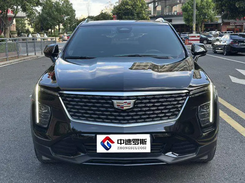 Cadillac XT4 2024 28T 2WD Luxury Model — 2