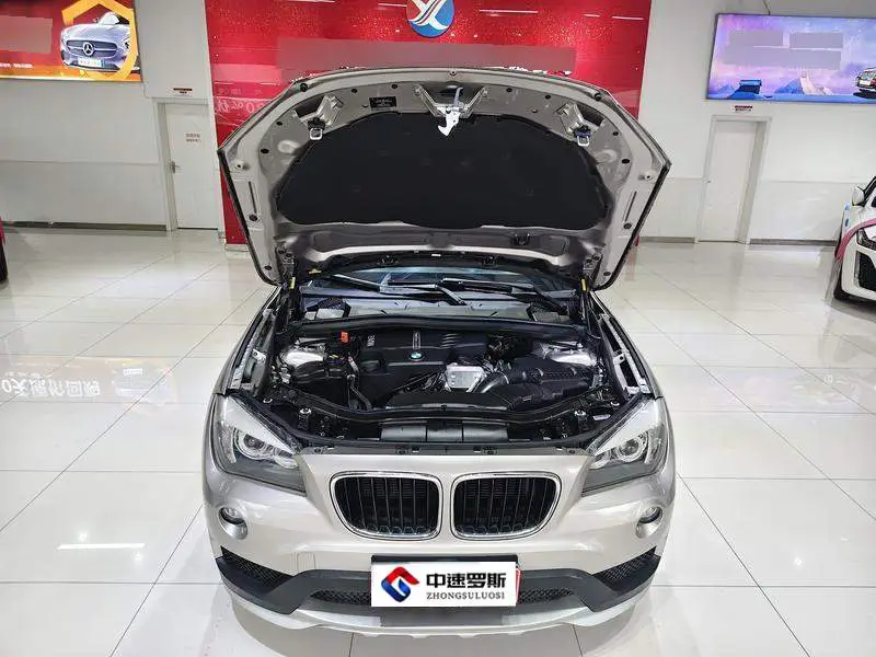 BMW X1 2014 sDrive18i Fashion — 10