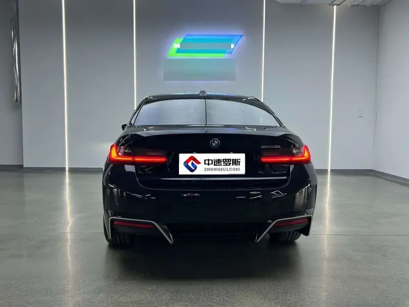 BMW i3 2025 eDrive 35 L — 5