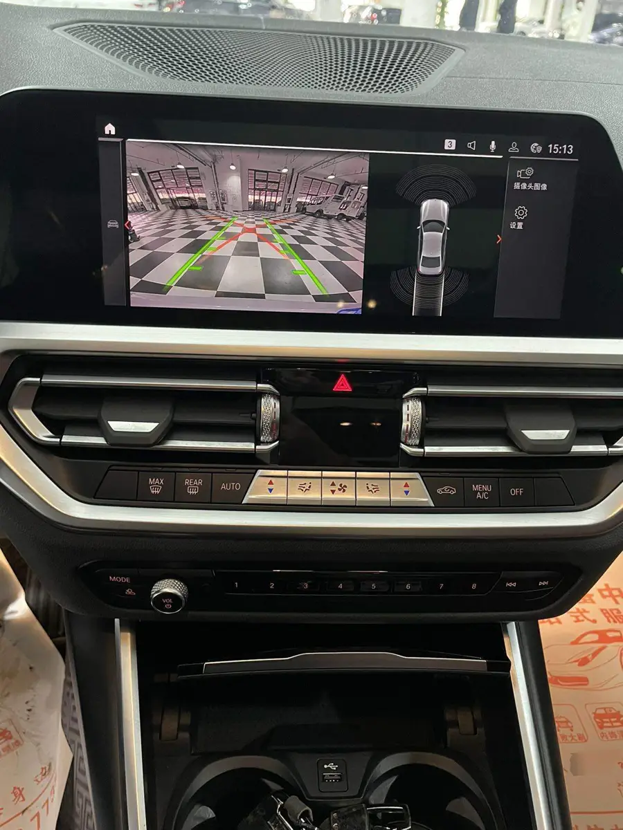 BMW 3 Series 2022 facelift 320Li M Sport Package — 10