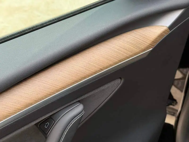 Model Y 2021 Long Range All-Wheel Drive — 7