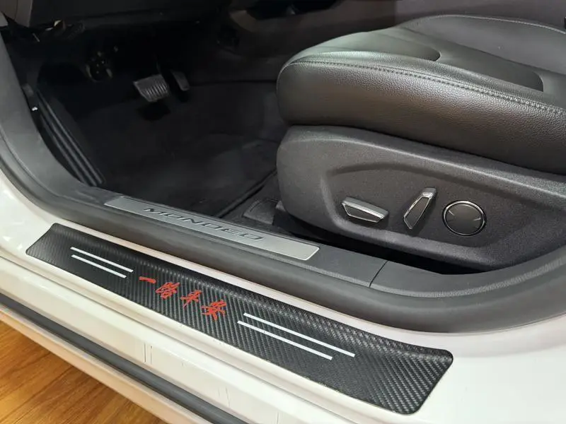 Mondeo 2013 2.0L GTDi240 luxury sports model — 11