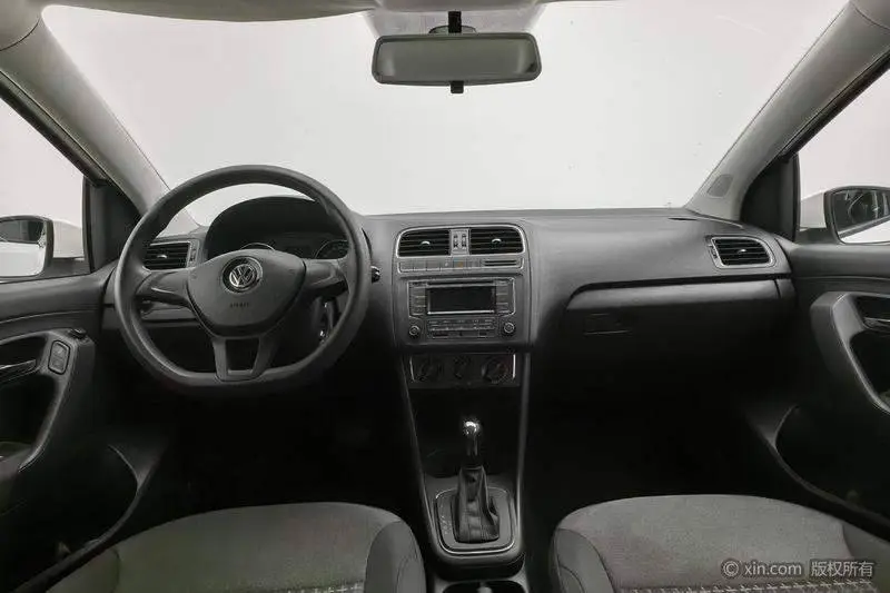 Polo 2014 1.6L Automatic Comfort Edition — 14