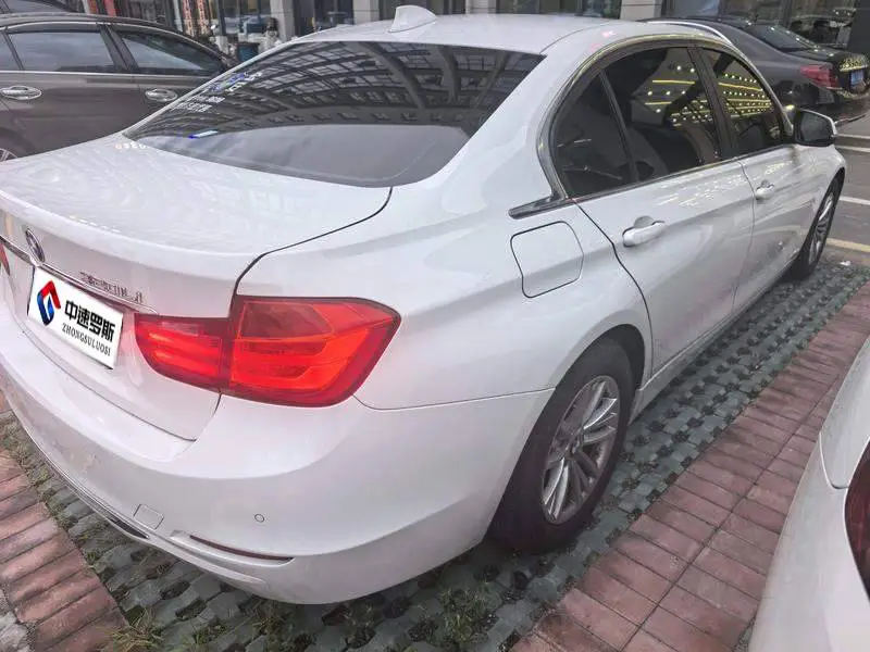 BMW 3 Series 2014 320Li Fashion Edition — 3