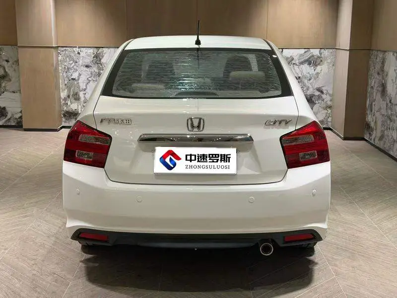 Classic 2014 Fashion 1.5L Automatic Elite Edition — 5
