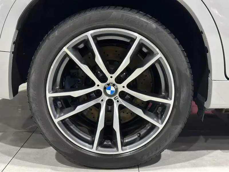 BMW X6 M 2015 X6 M — 5