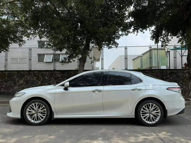 Camry 2019 2.5G Luxury Edition — 4