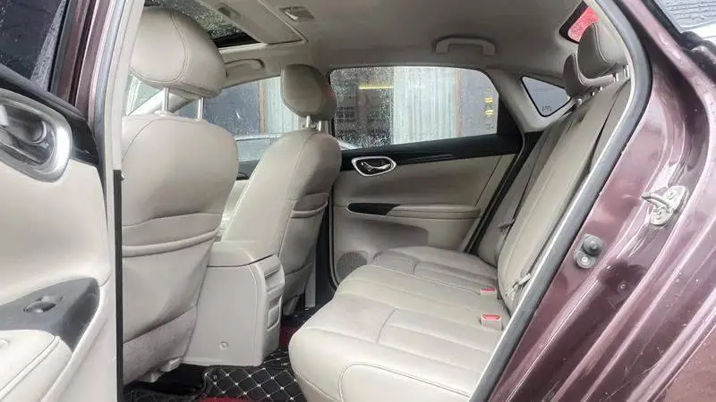 Sylphy 2016 1.6XL CVT Deluxe Edition — 14