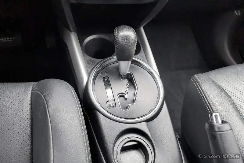 ASX 2013 2.0L CVT 2WD Deluxe Edition — 14
