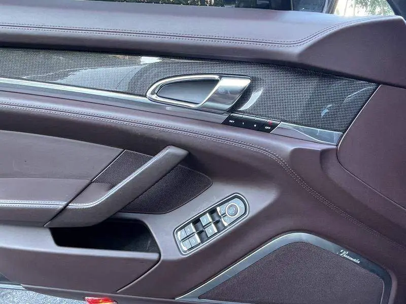 Panamera 2010 Panamera Turbo 4.8T — 14