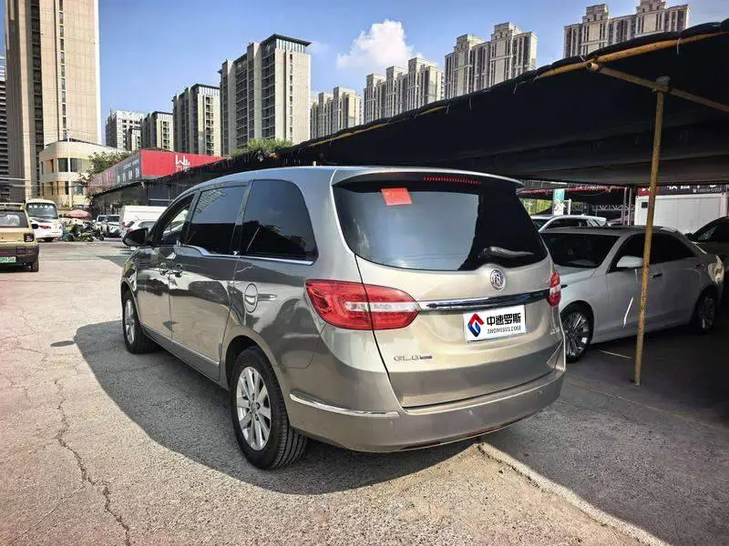 Buick GL8 2017 25S Premium National V — 4
