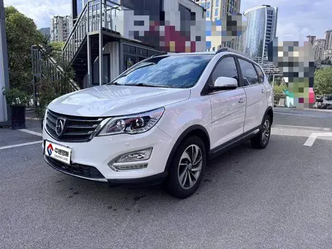 Baojun 560 2016 1.8L Manual Luxury Model