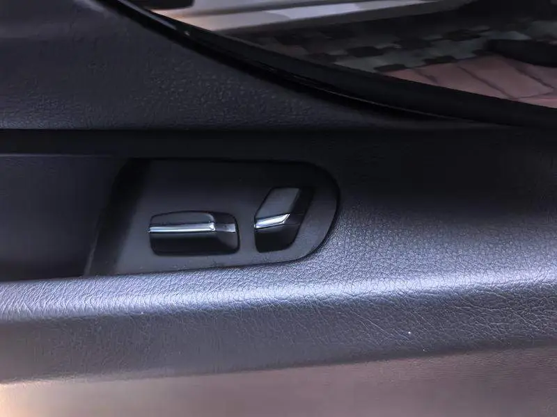 BMW 3 Series 2014 320Li Fashion Edition — 6