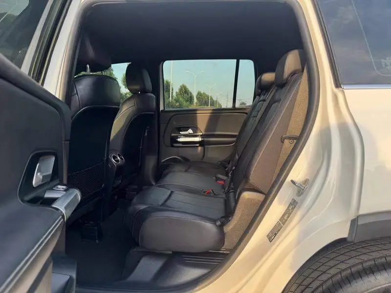 Mercedes-Benz GLB 2023 GLB 220 Fashion Edition — 9