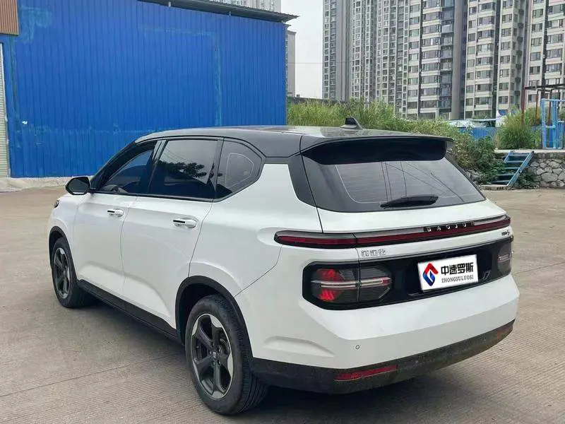 Baojun RM-5 2019 1.5T CVT 24-hour online premium 5-seater — 4