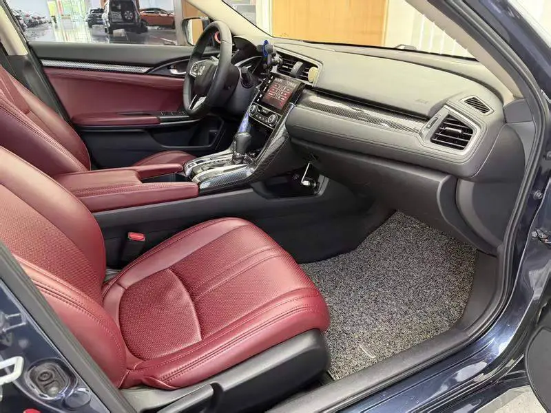 Civic 2019 220TURBO CVT Dynamic Edition National V — 8