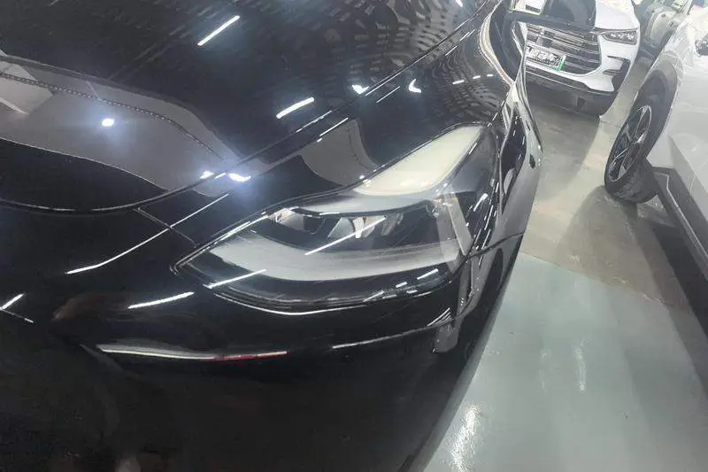 Model Y 2022 facelifted rear-wheel drive version — 4