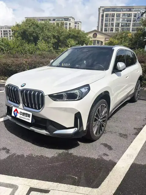 BMW X1 2023 xDrive25Li X Design Package