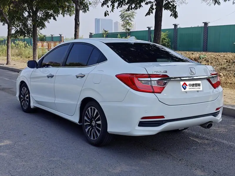 Lingpai 2015 1.8L Automatic Comfort Edition — 4
