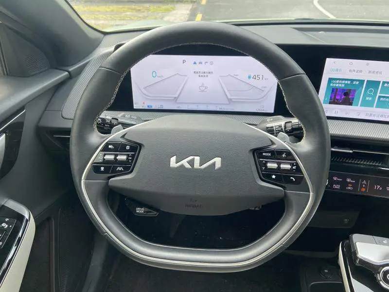 Kia EV6 2023 GT-Line — 6