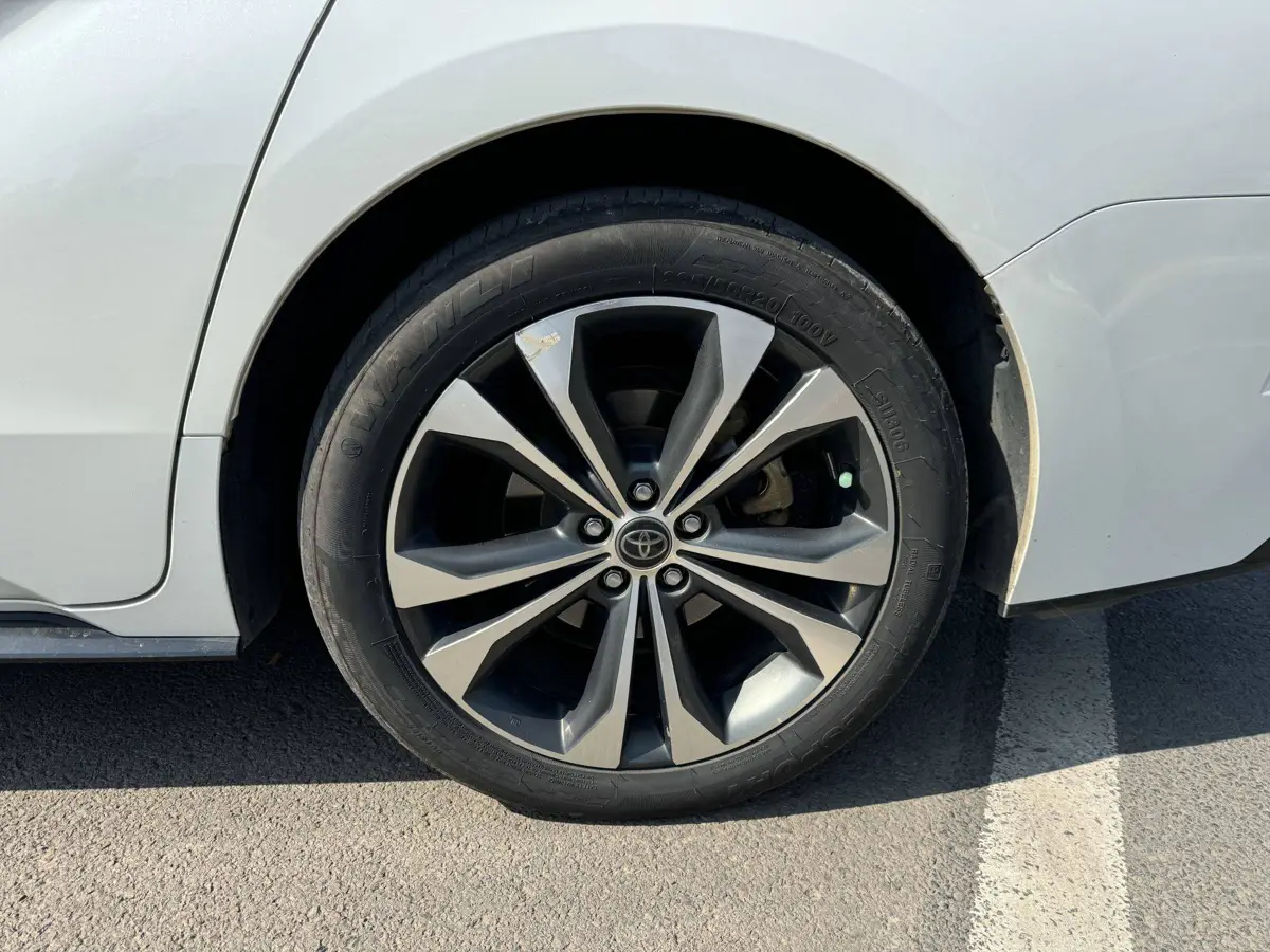 Grevia 2022 2.5L Hybrid Premium Edition — 27