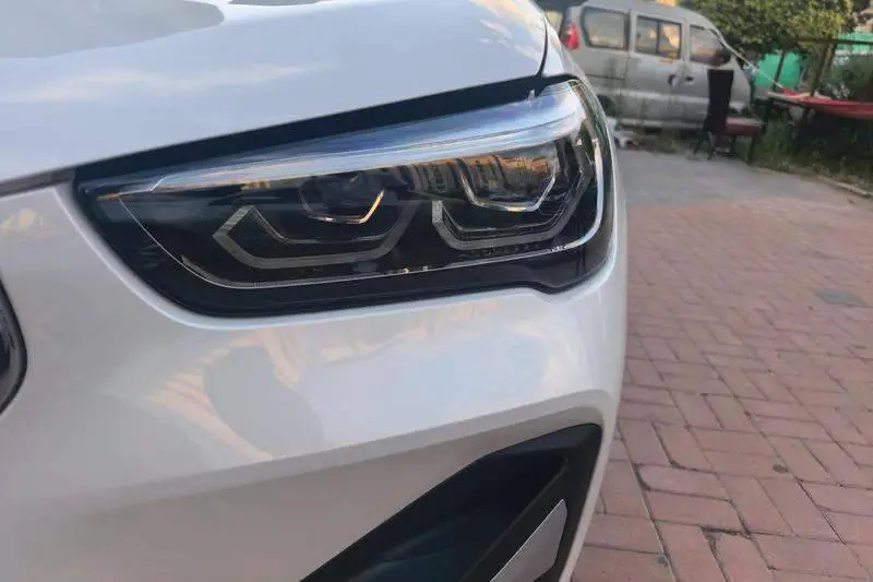 BMW X1 2021 sDrive20Li Premium Edition — 4