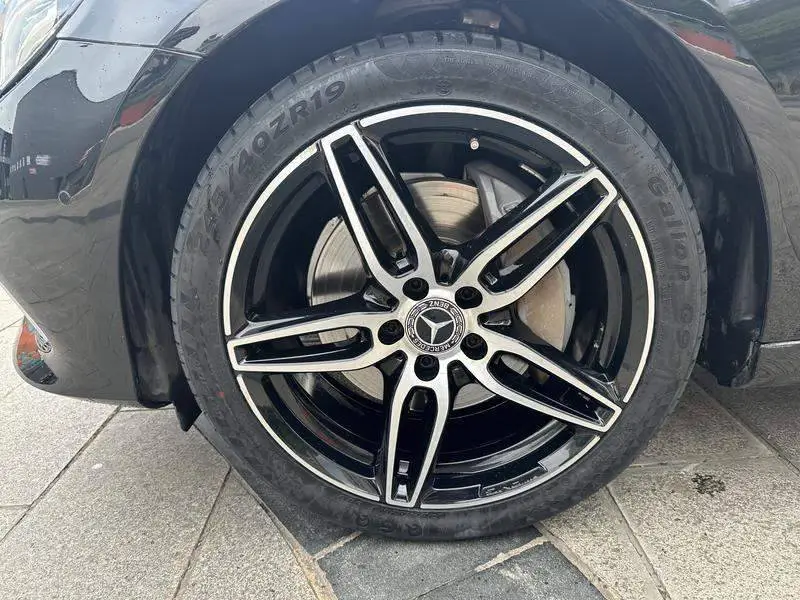 Mercedes-Benz E-Class 2018 E 300 Sport — 18