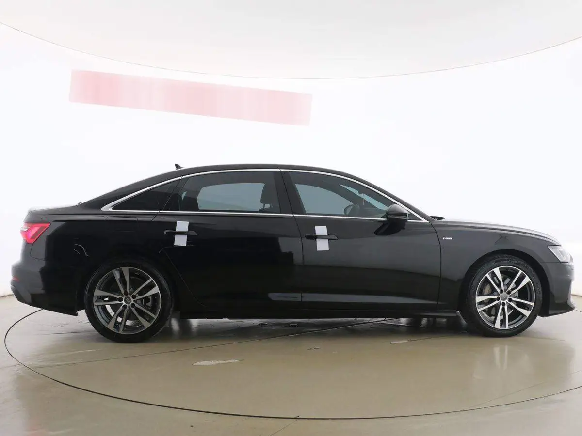 Audi A6L 2021 40 TFSI Luxury Dynamic Edition — 13