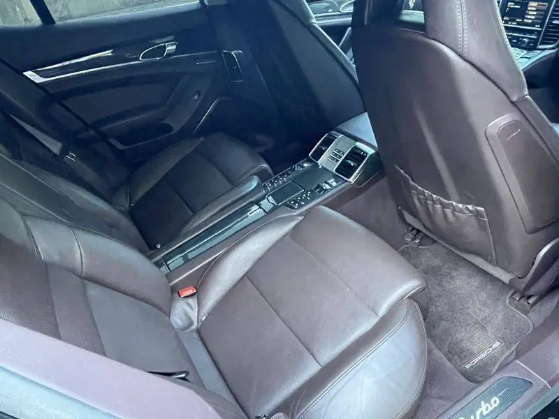 Panamera 2010 Panamera Turbo 4.8T — 8