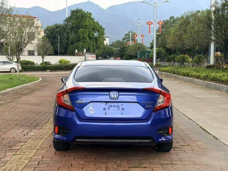 Civic 2016 220TURBO CVT Deluxe Edition — 5