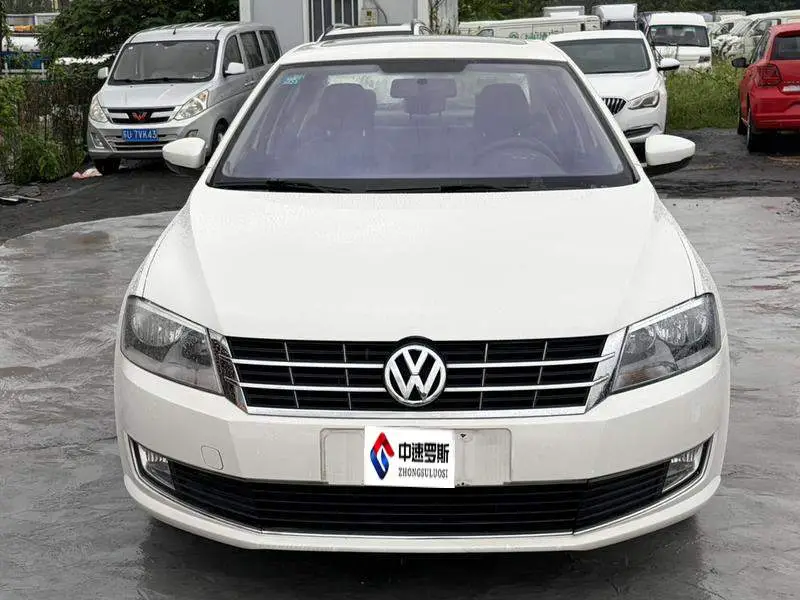 Lavida 2015 1.6L Automatic Comfort Edition — 2