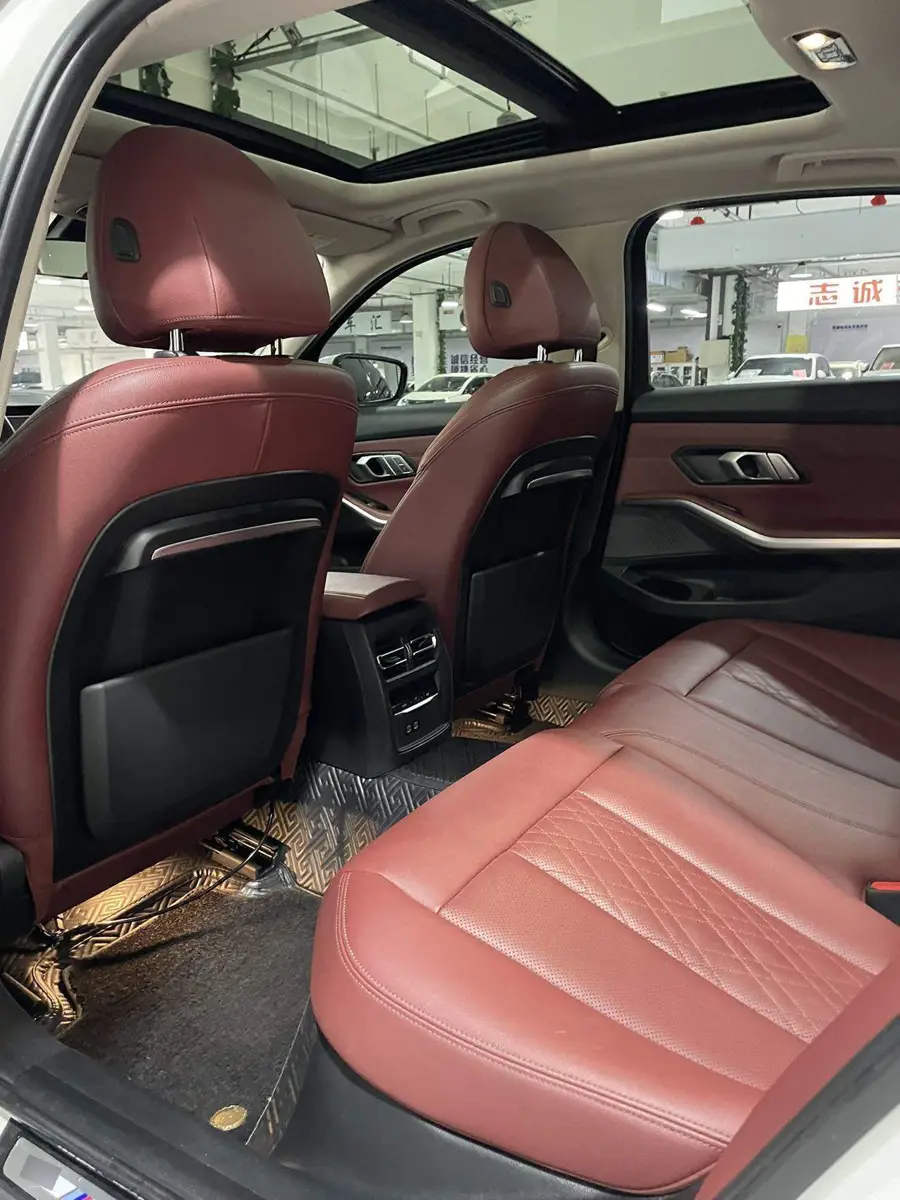 BMW 3 Series 2022 facelift 320Li M Sport Package — 13