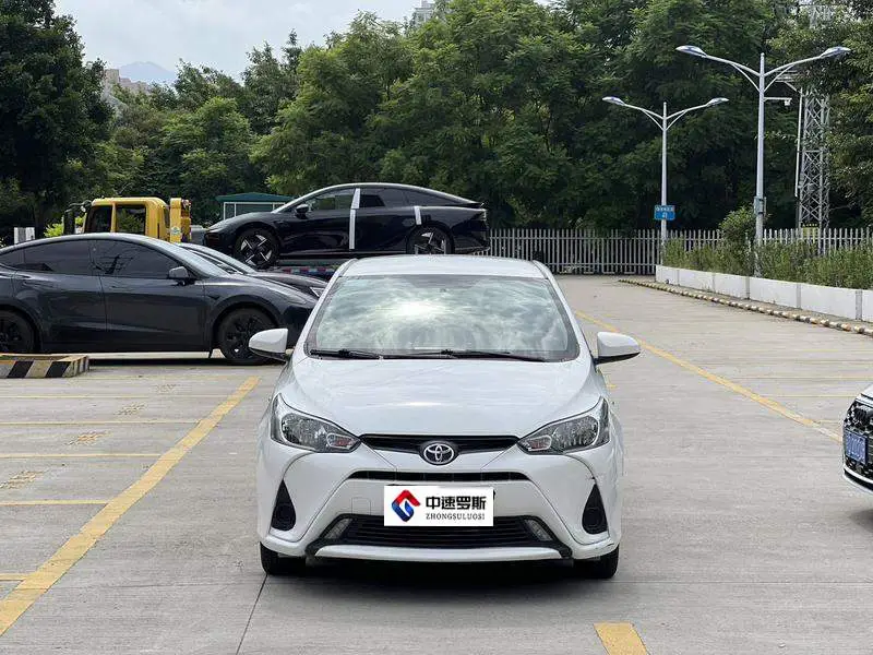 YARiS L Enjoy 2017 1.5E CVT Charm Edition — 2