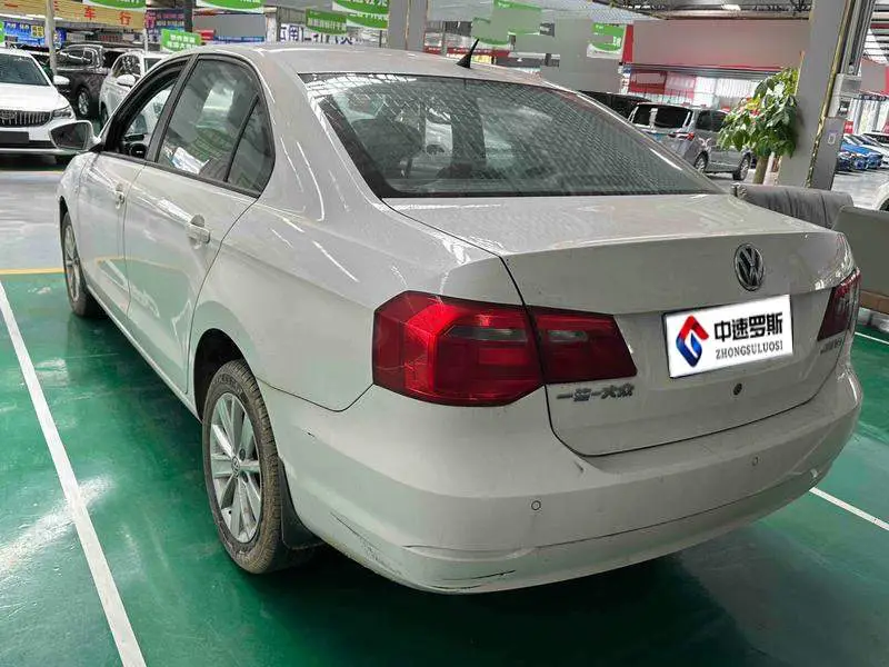 Jetta 2015 1.6L Manual Comfort — 4