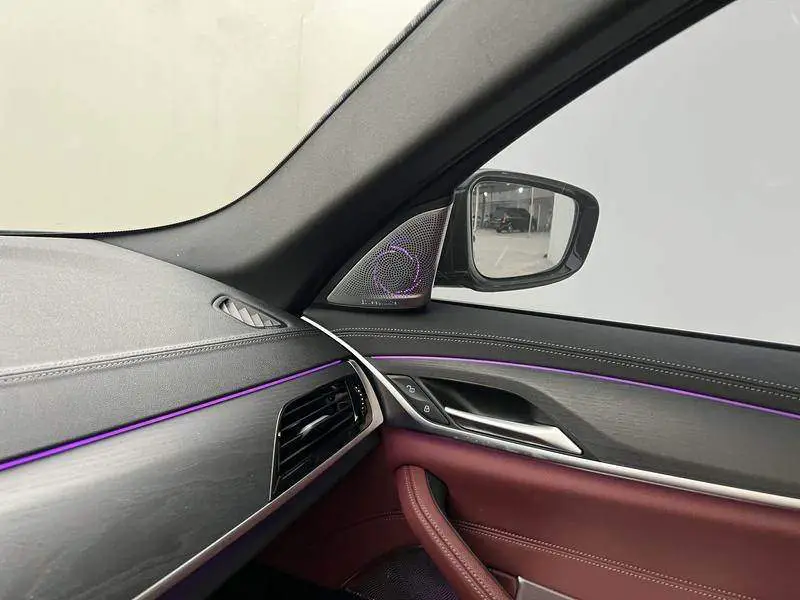 BMW 5 Series 2023 530Li Leading M Sport Package — 9