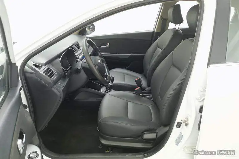 Kia K2 2015 Sedan 1.4L MT GLS — 18