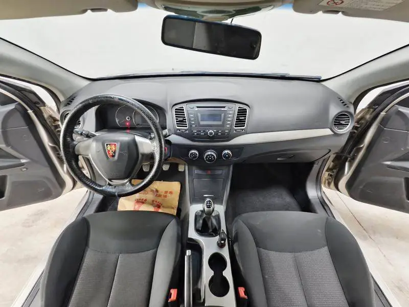 Roewe 350 2013 350S 1.5L Manual Centaur Edition — 9