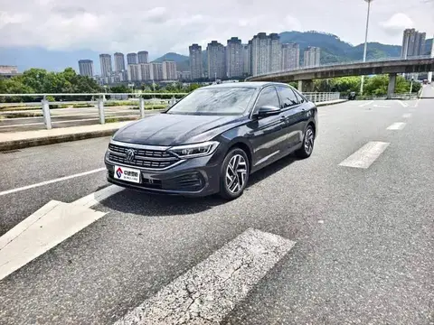 Sagitar 2024 300TSI DSG Flying Edition