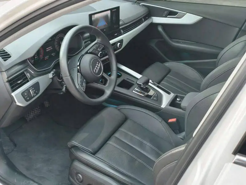 Audi A4L 2022 40 TFSI Stylish and Dynamic — 18