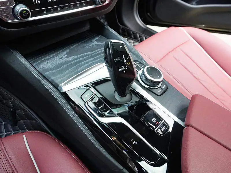 BMW 5 Series 2022 530Li xDrive M Sport Package — 18