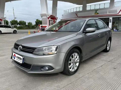 Sagitar 2012 1.6L Automatic Comfort
