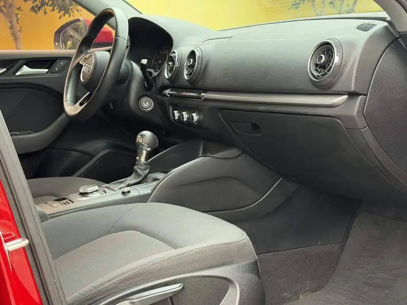 Audi A3 2019 Sportback 35 TFSI Progressive National V — 7