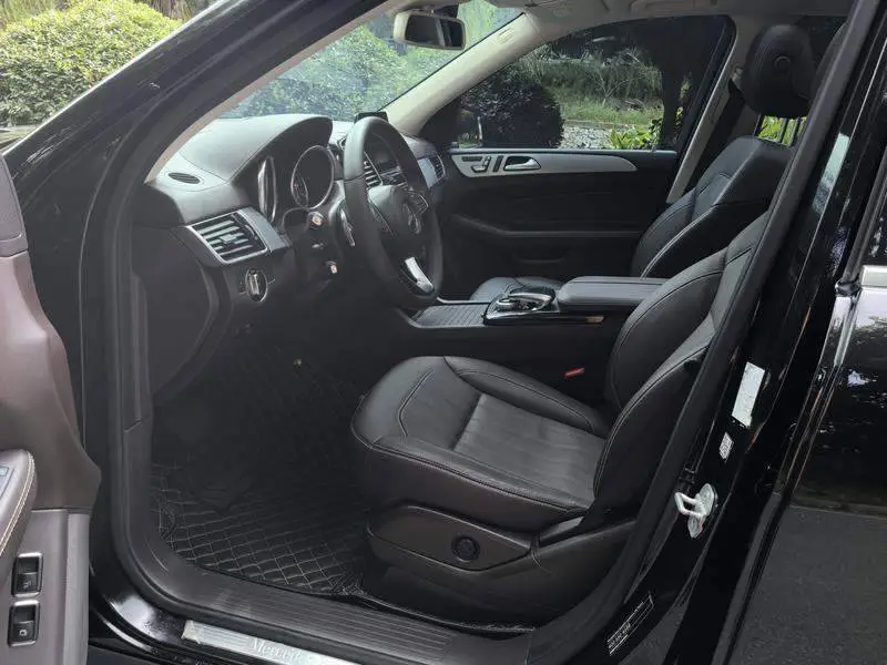 Mercedes-Benz GLS 2017 GLS 400 4MATIC Fashion Edition — 15