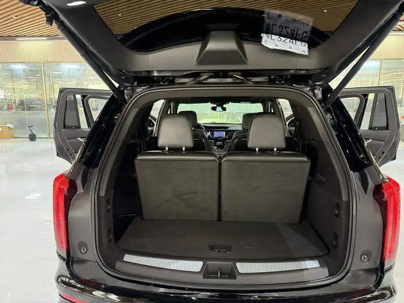 Cadillac XT6 2021 28T six-seat four-wheel drive luxury model — 13
