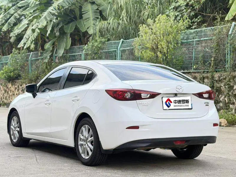 Mazda 3 Angkesaila 2014 Sedan 1.5L Automatic Comfort — 4