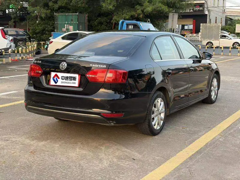 Sagitar 2012 1.6L Automatic Comfort — 6