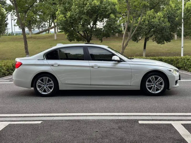 BMW 3 Series 2016 320Li Fashion Edition — 8