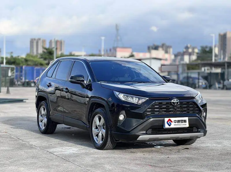 RAV4 Rongfang 2023 2.0L CVT 2WD Fashion Edition — 3